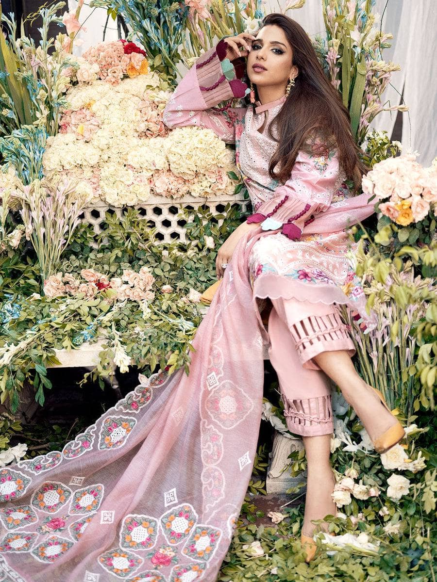 img_maryam_hussain_lawn_23_awwal_boutique