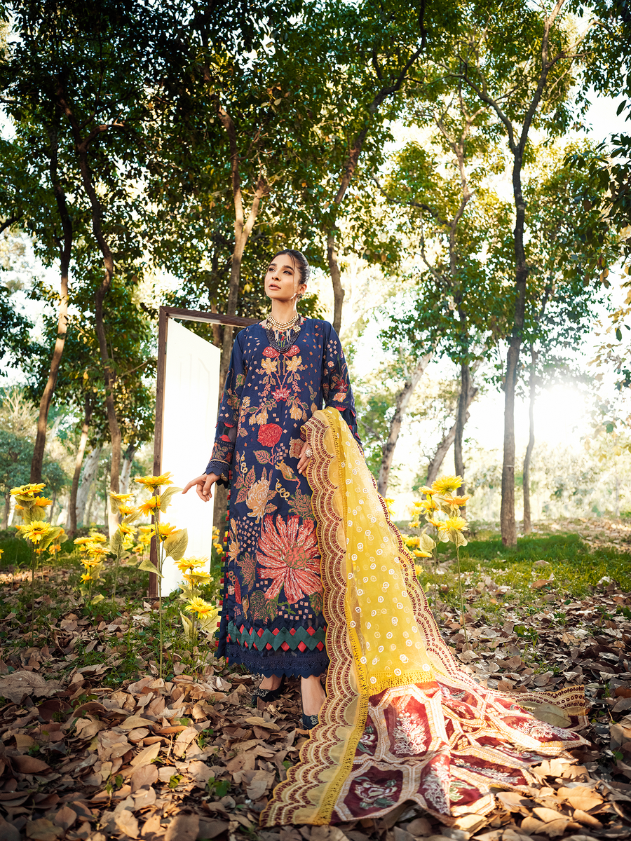 img_maryam_hussain_luxury_lawn_22_awwal_boutique