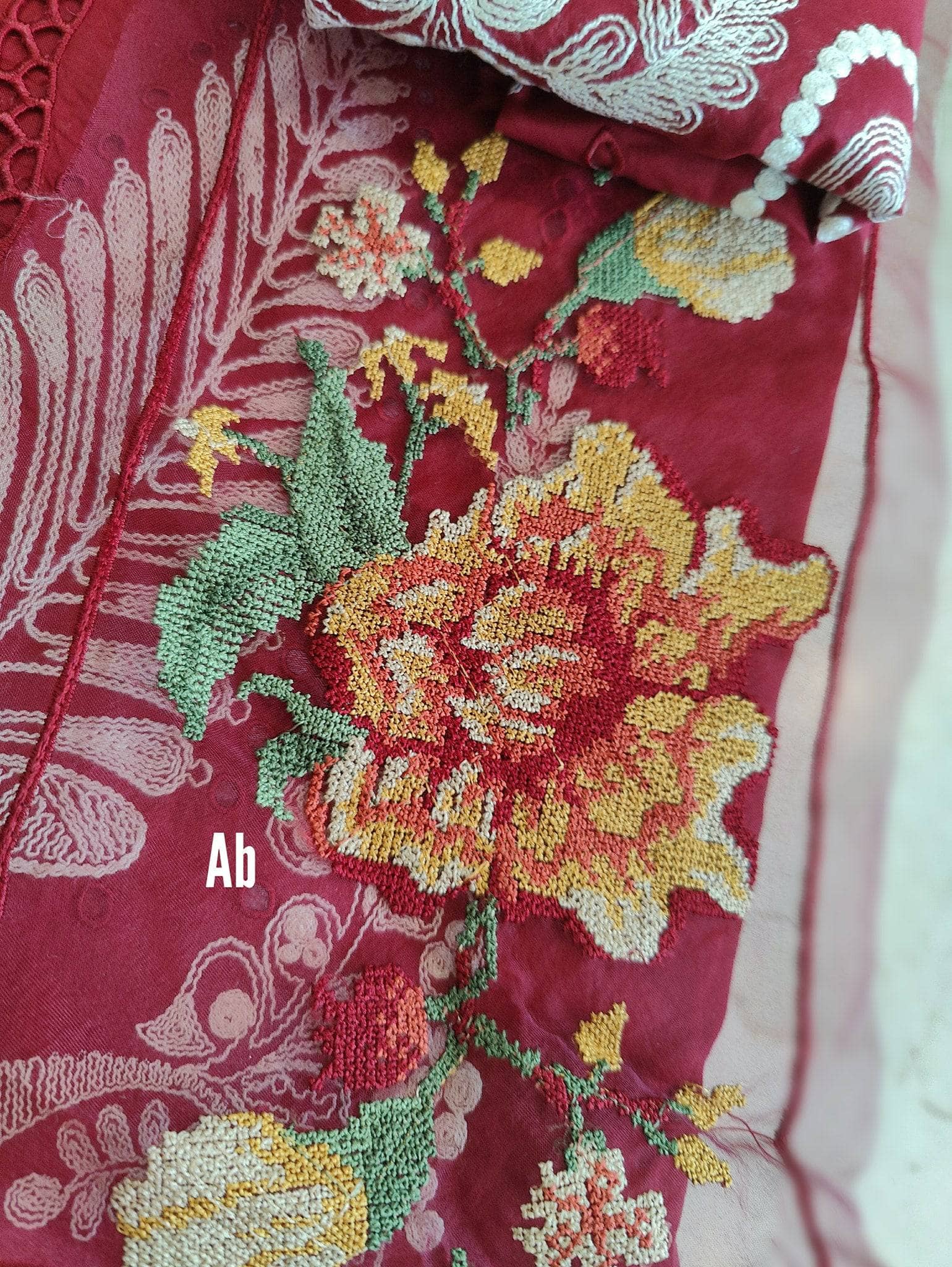 img_open_pic_maryam_hussain_awwal_boutique