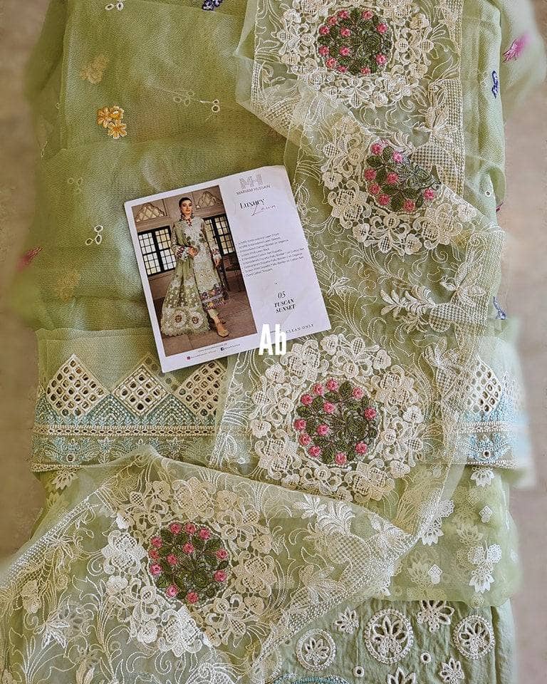 img_open_pic_maryam_hussain_lawn_23_awwal_boutique