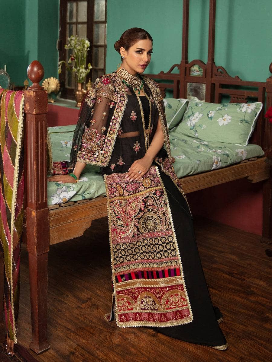 img_maryam_hussain_wedding_edition_awwal_boutique