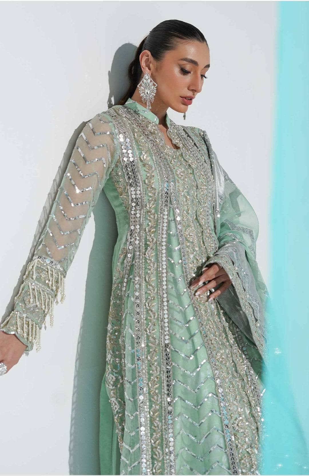 img_maryum_n_maria_freesia_awwal_boutique