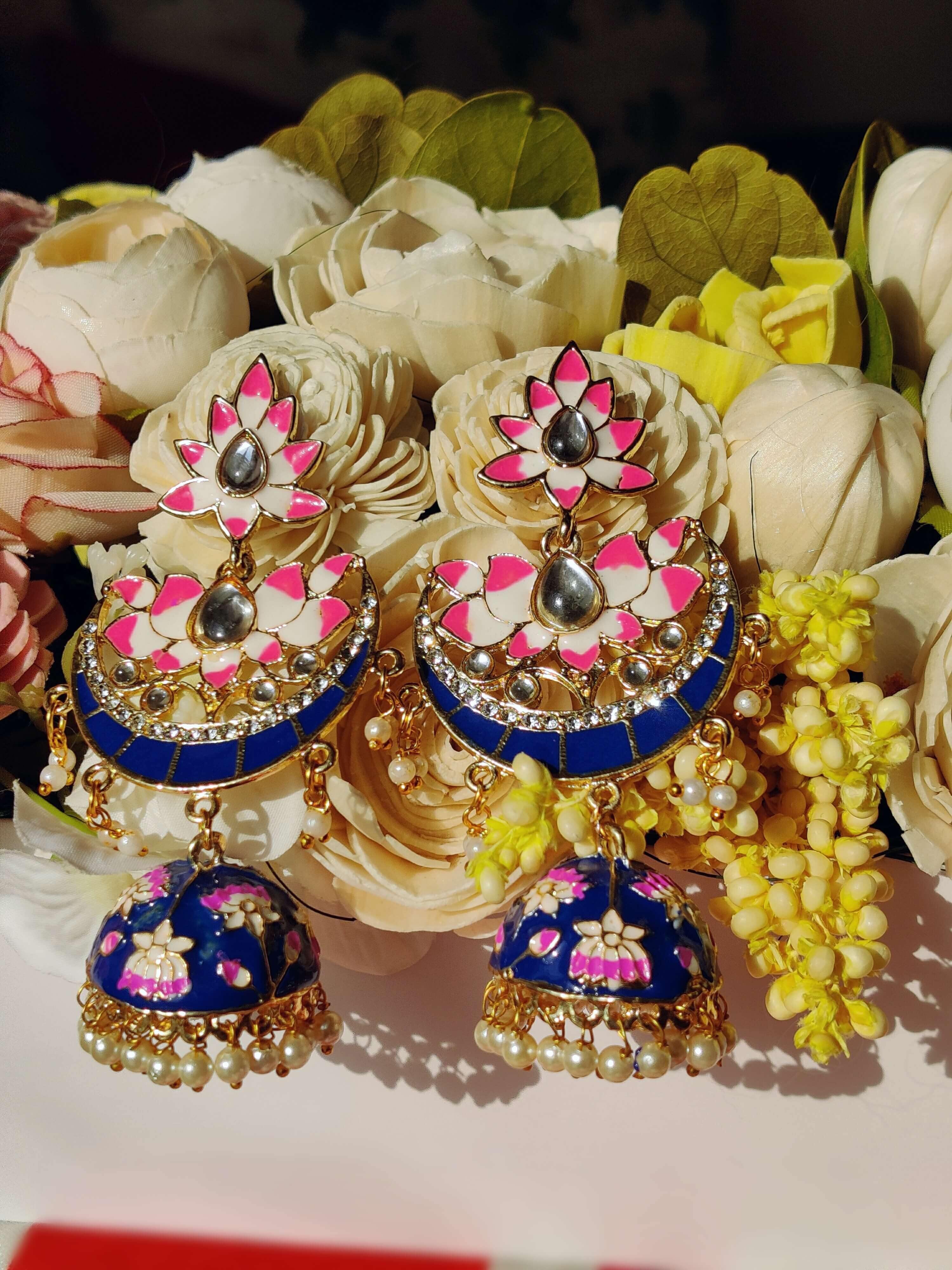 img_minakari_jewellery_jhumkis_awwal_boutique
