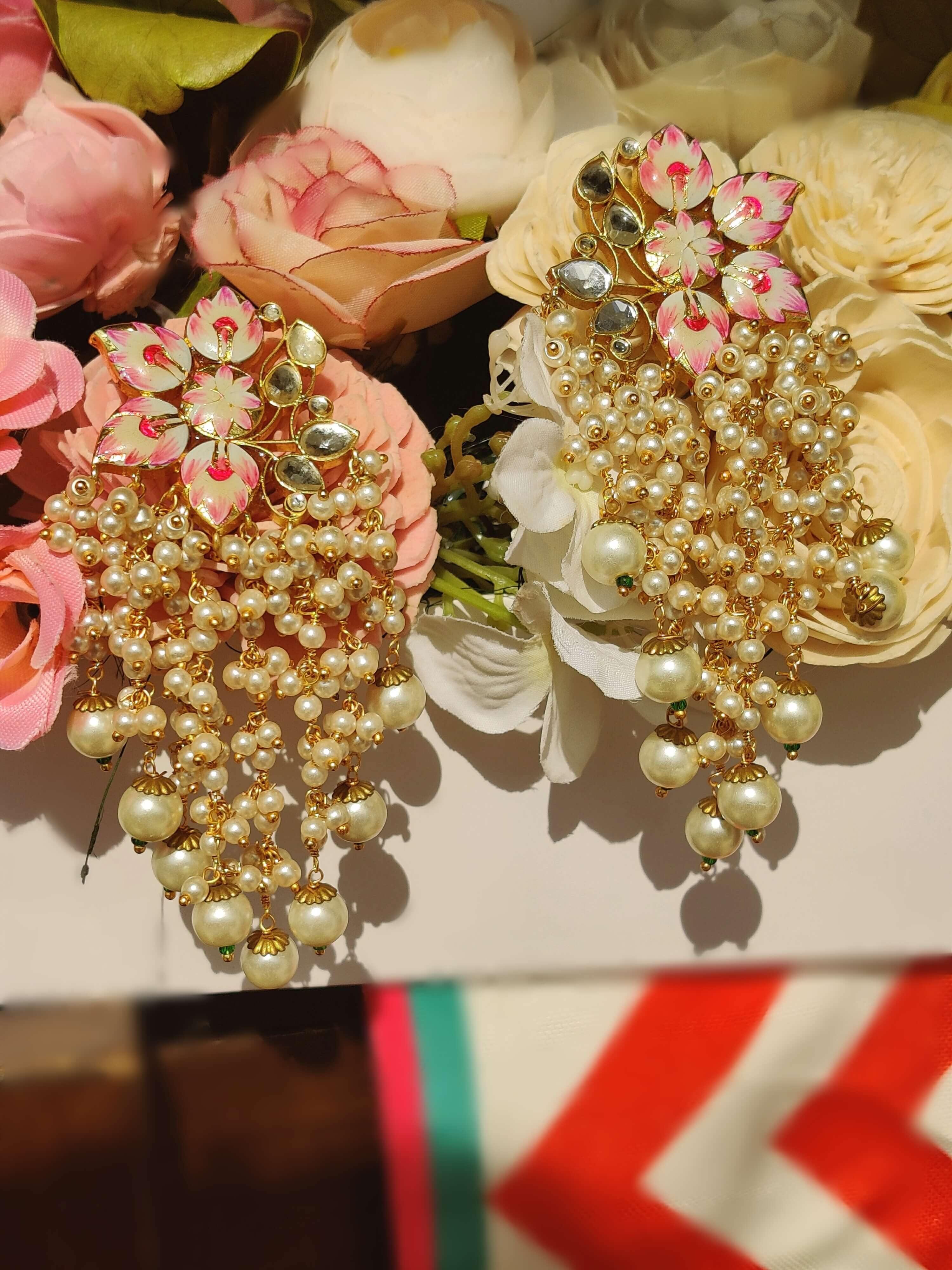 img_minakari_jewellery_jhumkis_awwal_boutique