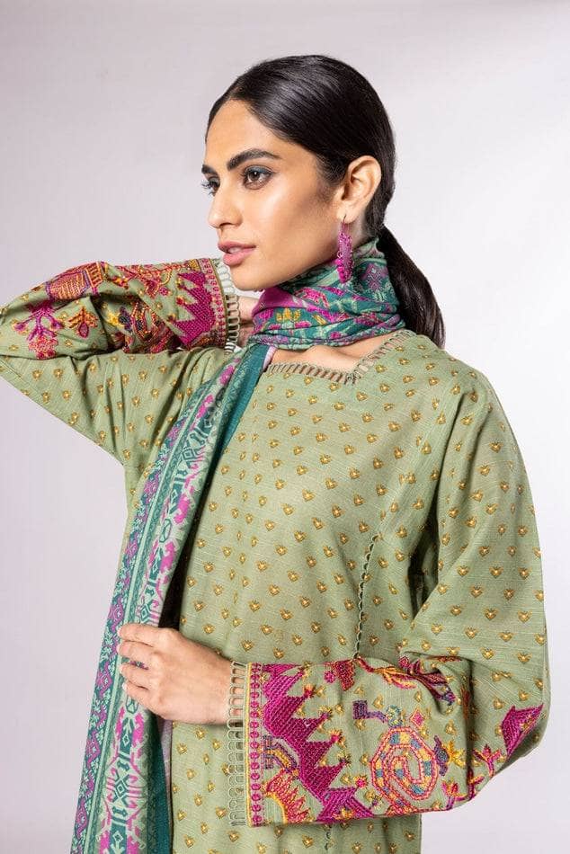 img_khaadi_winter_22_awwal_boutique