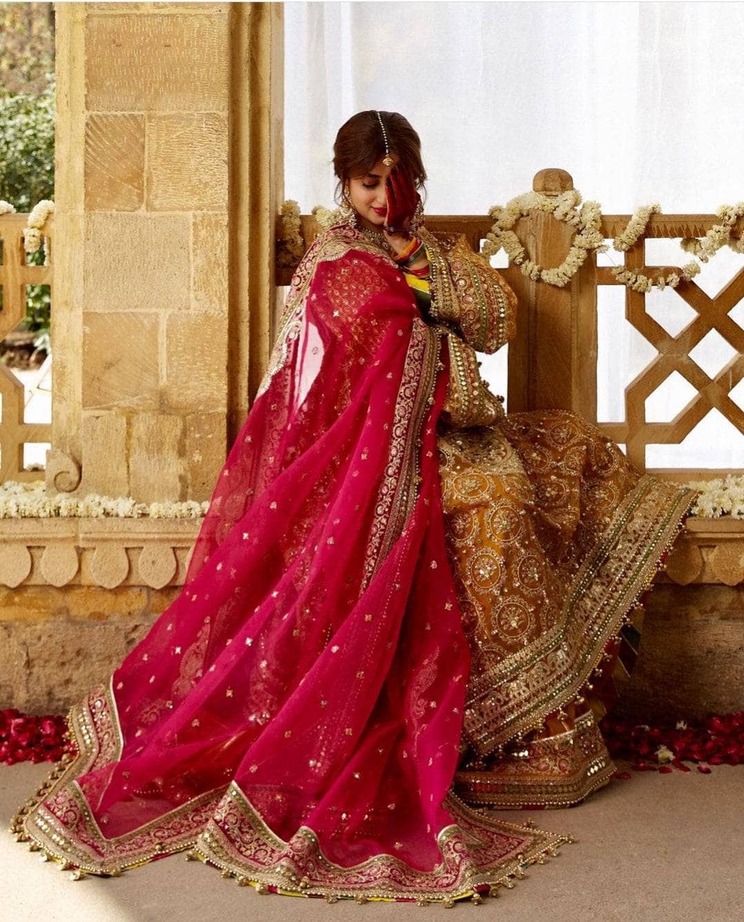 img_zarlish_by_mohsin_naveed_ranjha_awwal_boutique