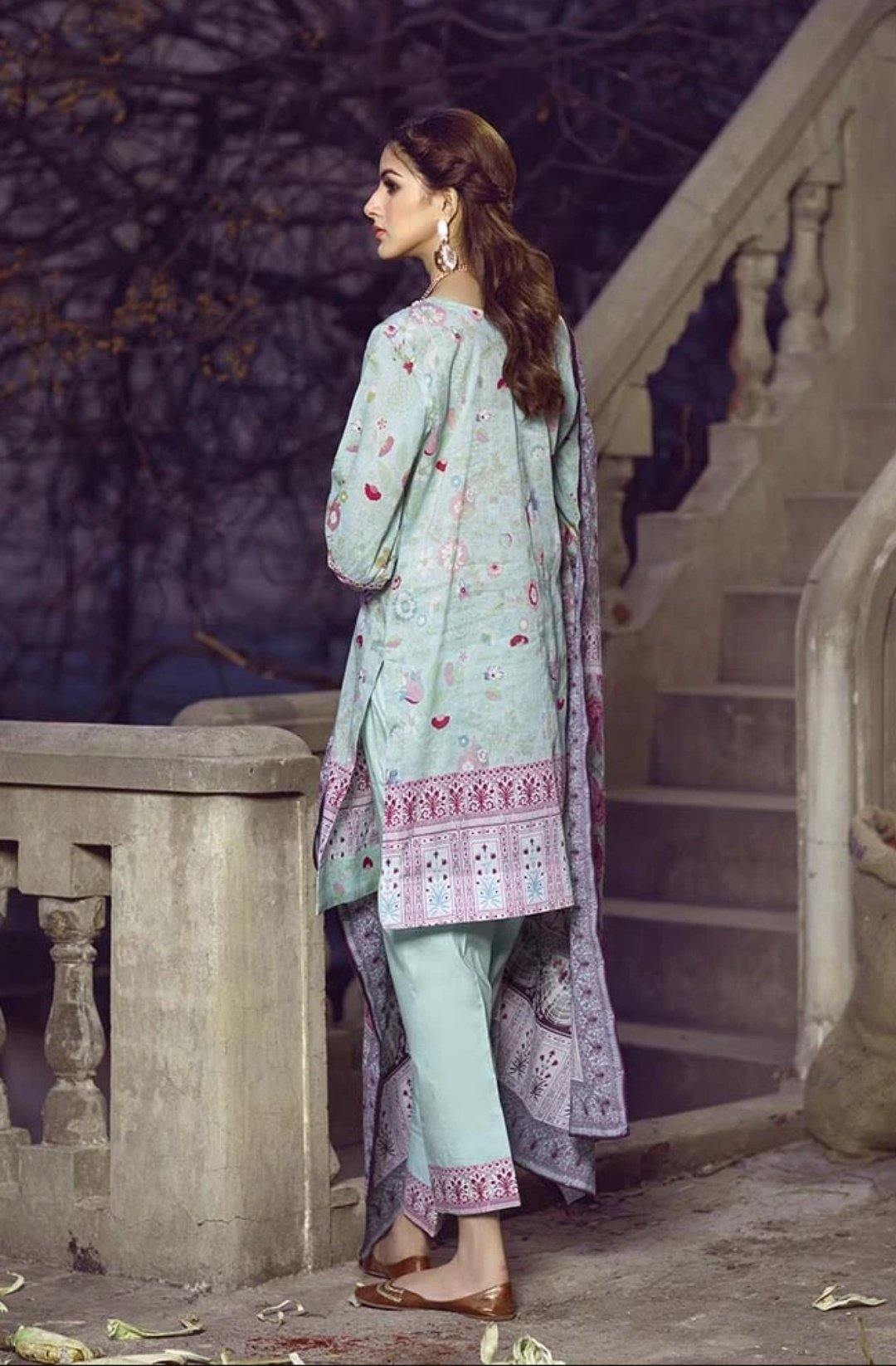 img_monsoon_lawn_collection_by_al_zohaib_awwal_boutique