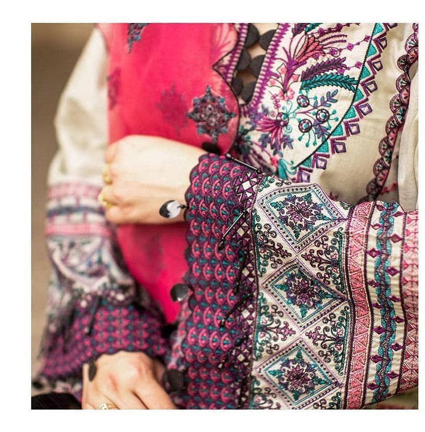 img_motifz_premium_lawn_2021_awwal_boutique