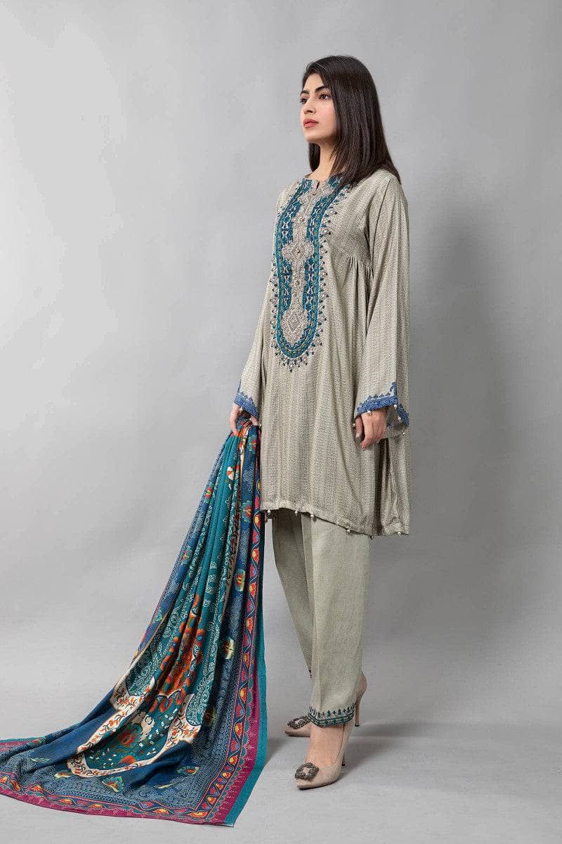 img_maria_b_m_prints_winter_awwal_boutique