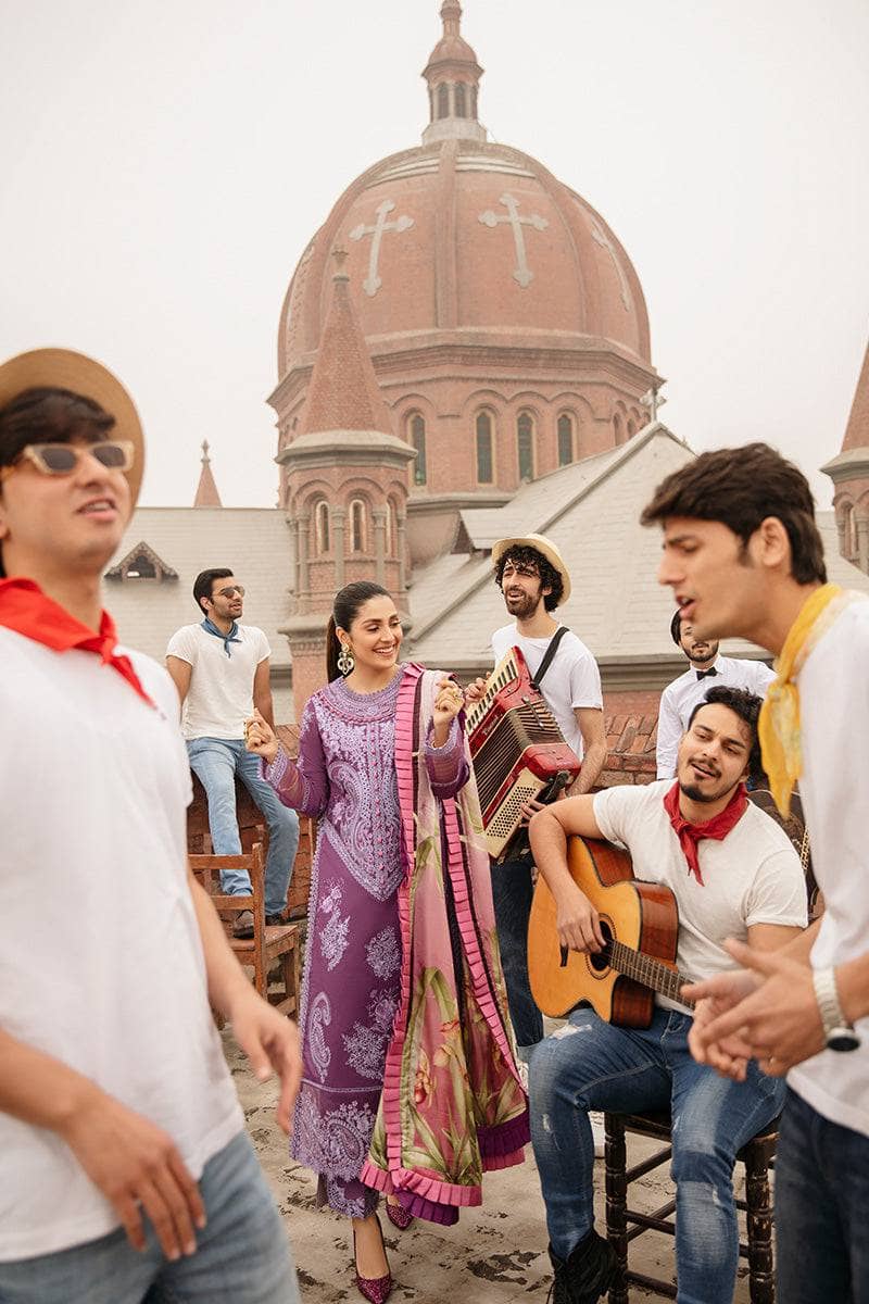 img_mushq_lawn_22_awwal_boutique