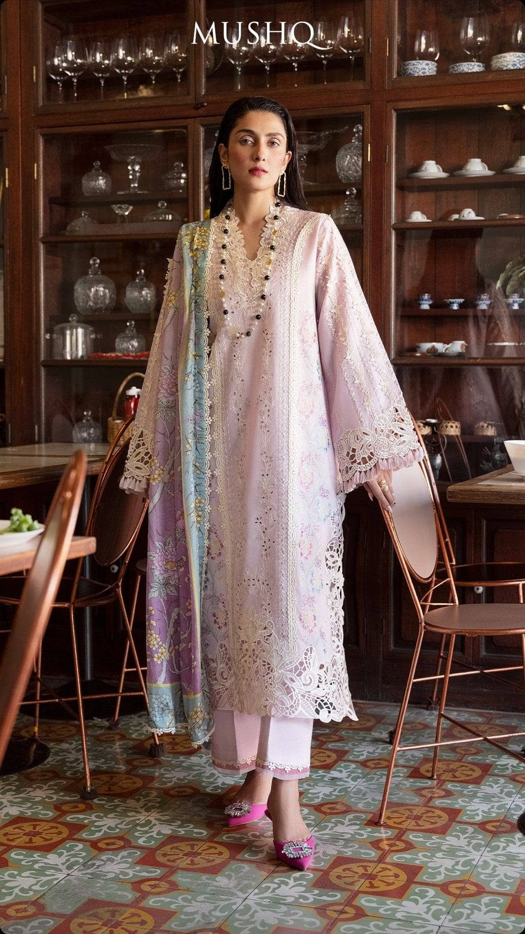 img_mushq_lawana_lawn_23_awwal_boutique