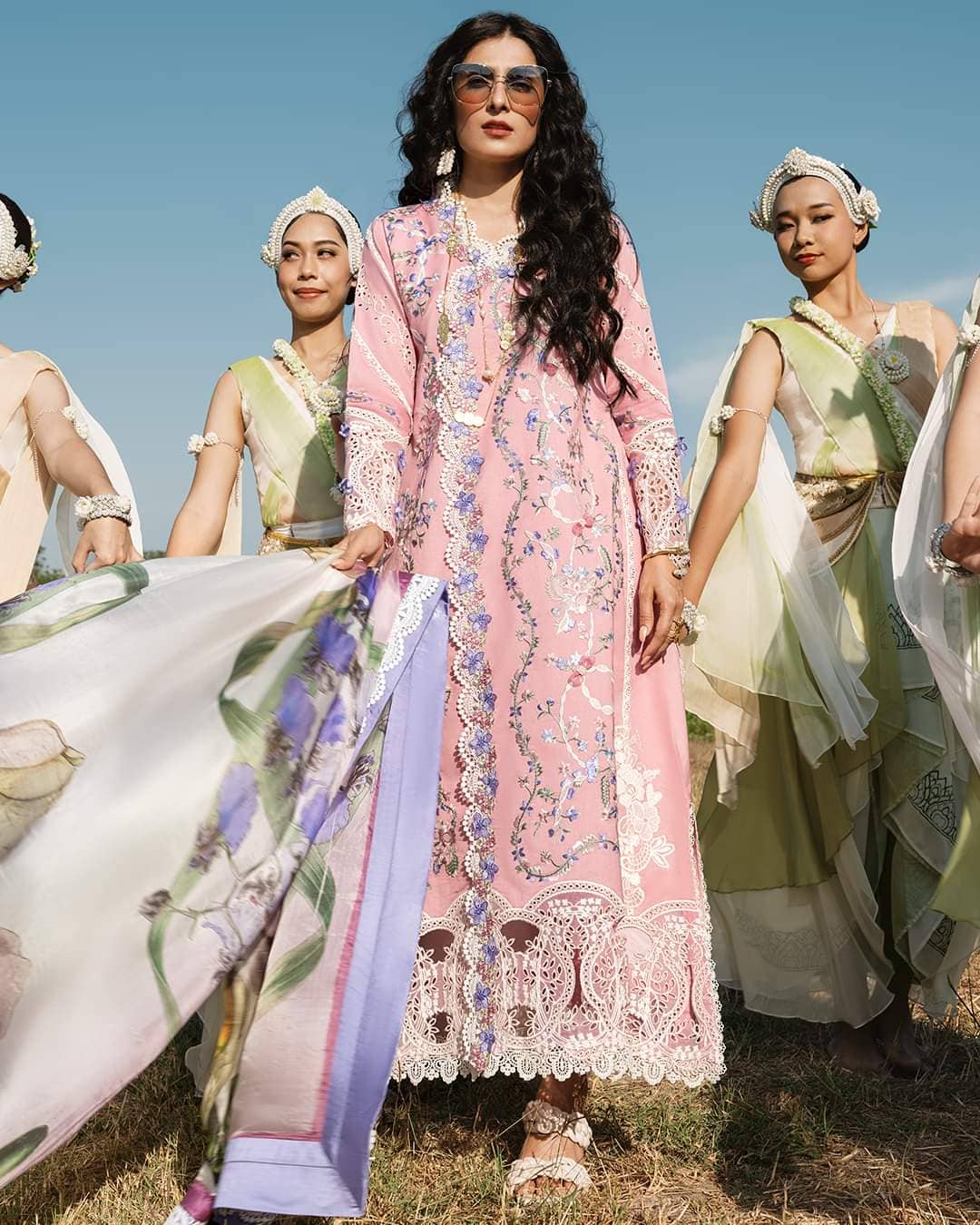 img_mushq_lawana_lawn_23_awwal_boutique
