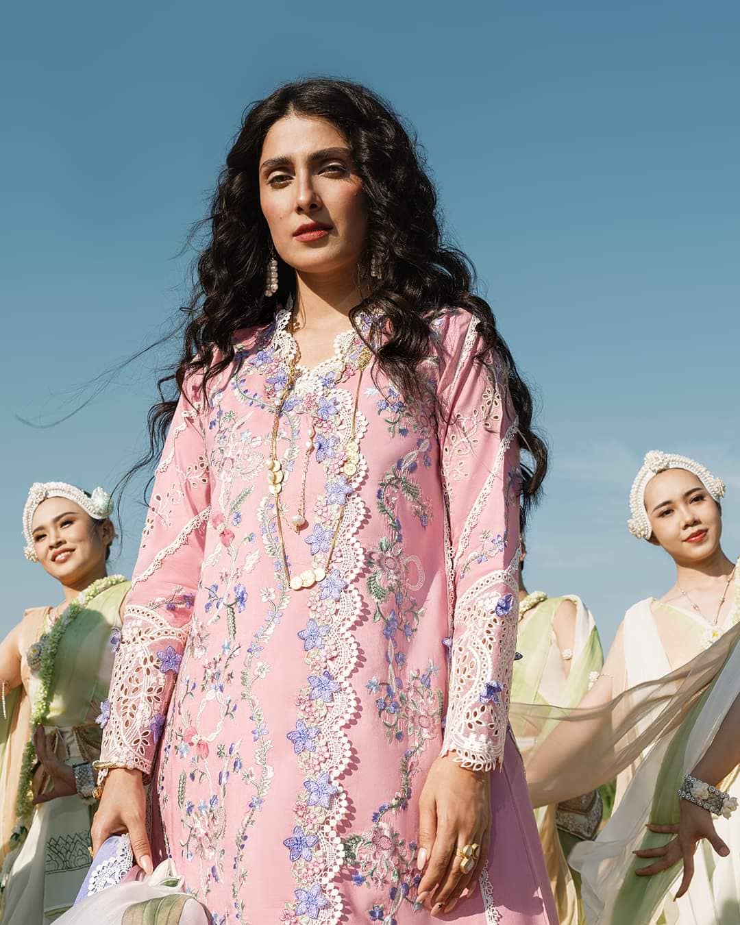 img_mushq_lawana_lawn_23_awwal_boutique
