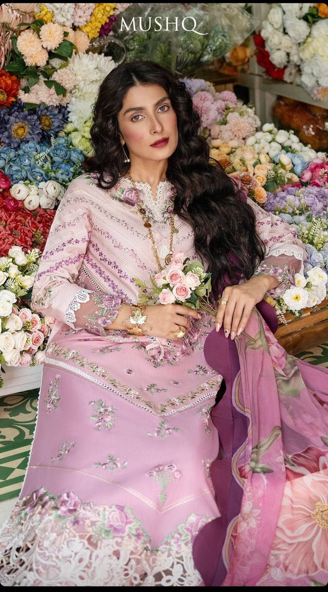 img_mushq_lawana_lawn_23_awwal_boutique