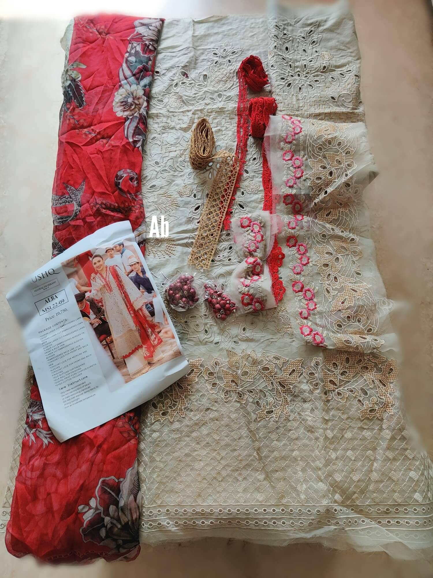 img_open_pic_mushq_lawn_22_awwal_boutique