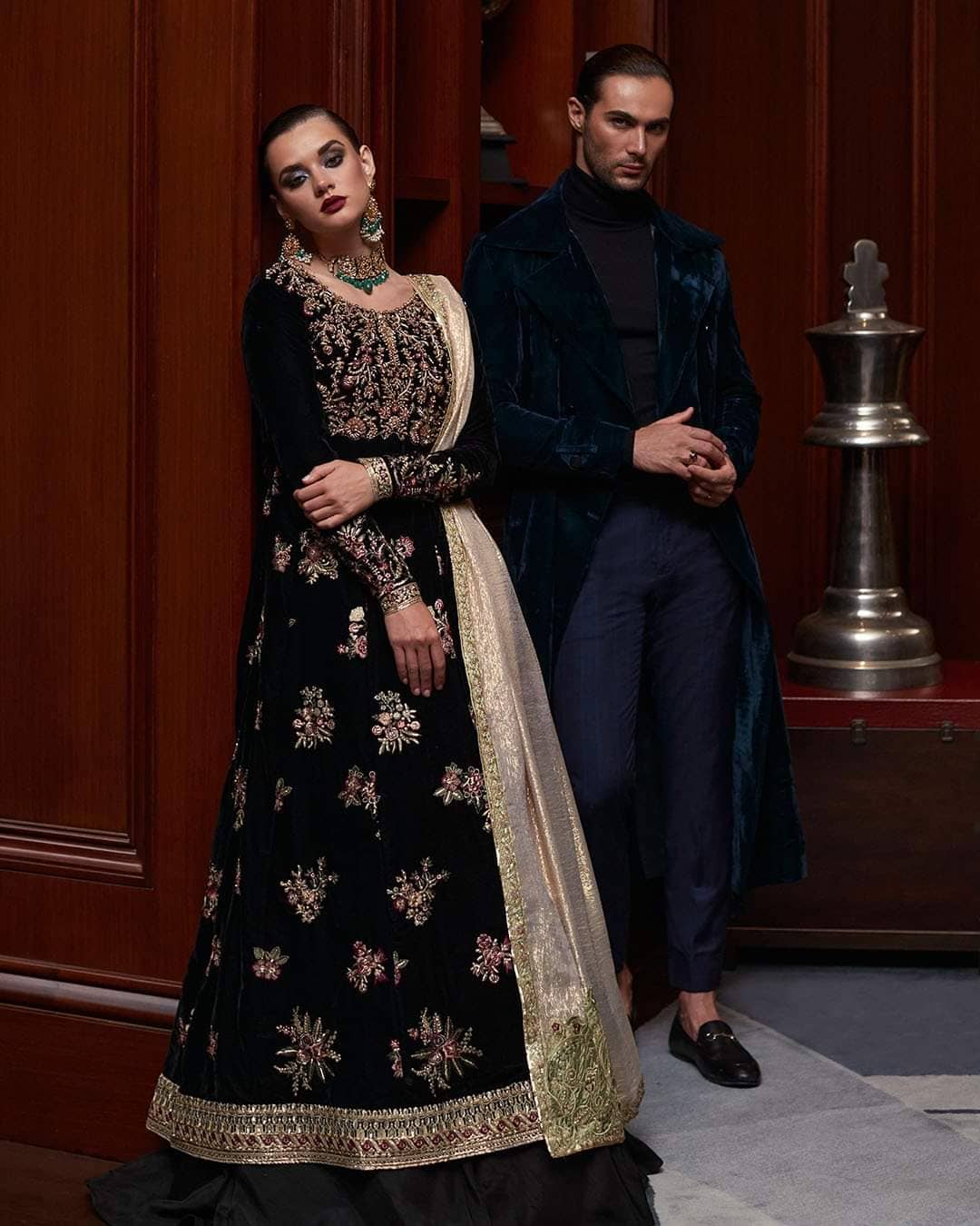 img_mushq_velvet_awwal_boutique
