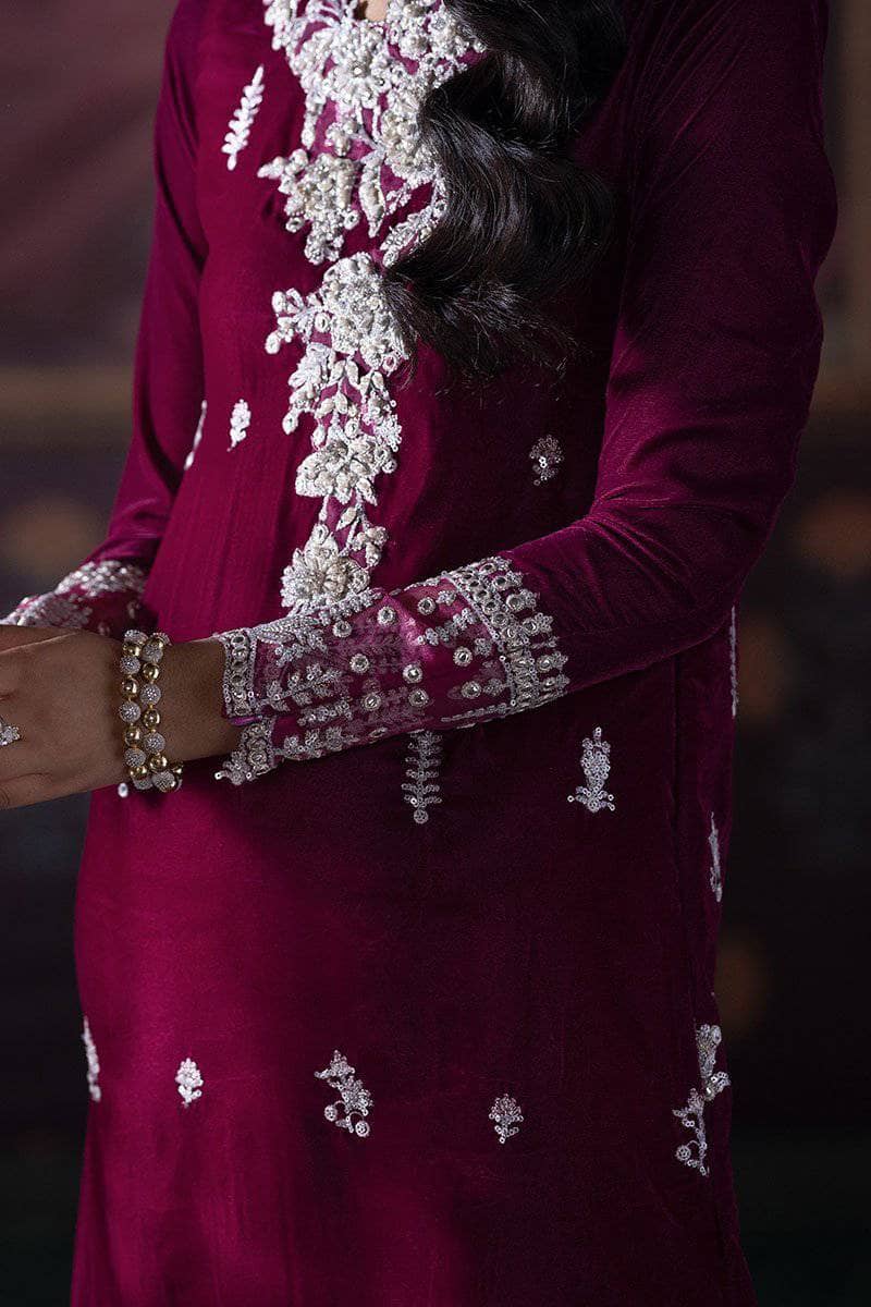 img_mushq_tehzeeb_velvet_edition_awwal_boutique