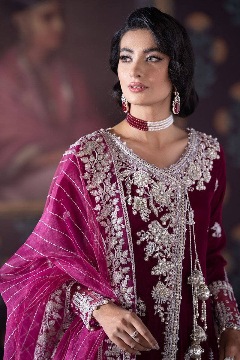 img_mushq_tehzeeb_velvet_edition_awwal_boutique