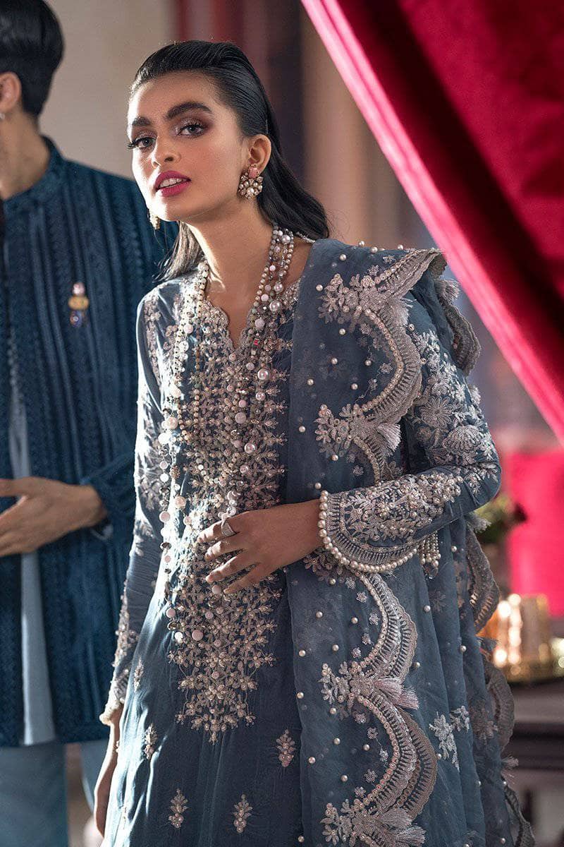 img_mushq_tehzeeb_velvet_edition_awwal_boutique
