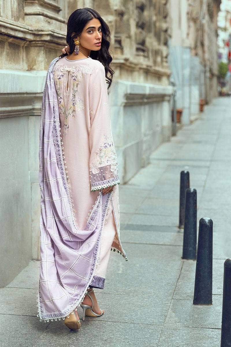 img_mushq_broadway_khaddar_awwal_boutique