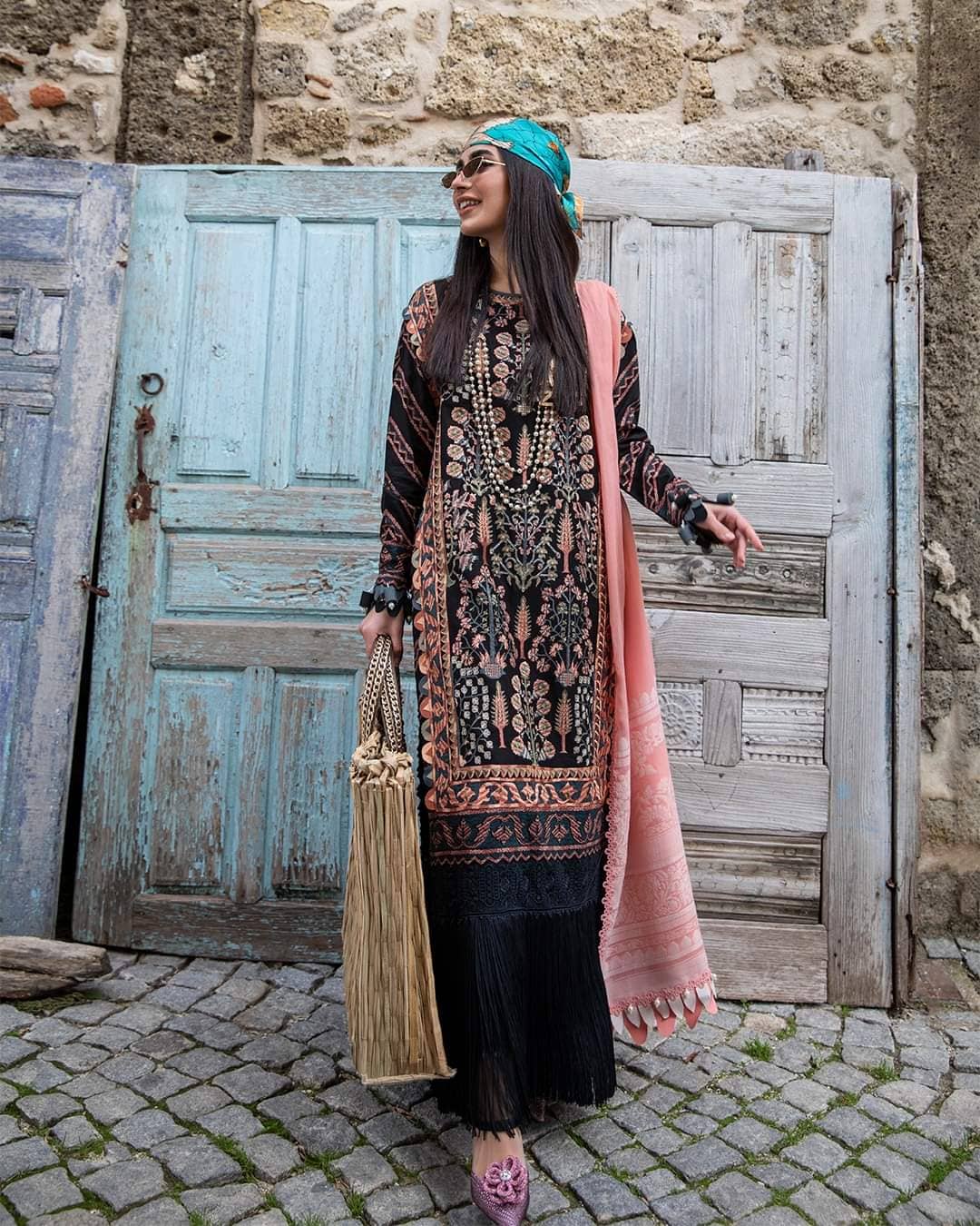 img_sana_safinaz_muzlin_22_awwal_boutique