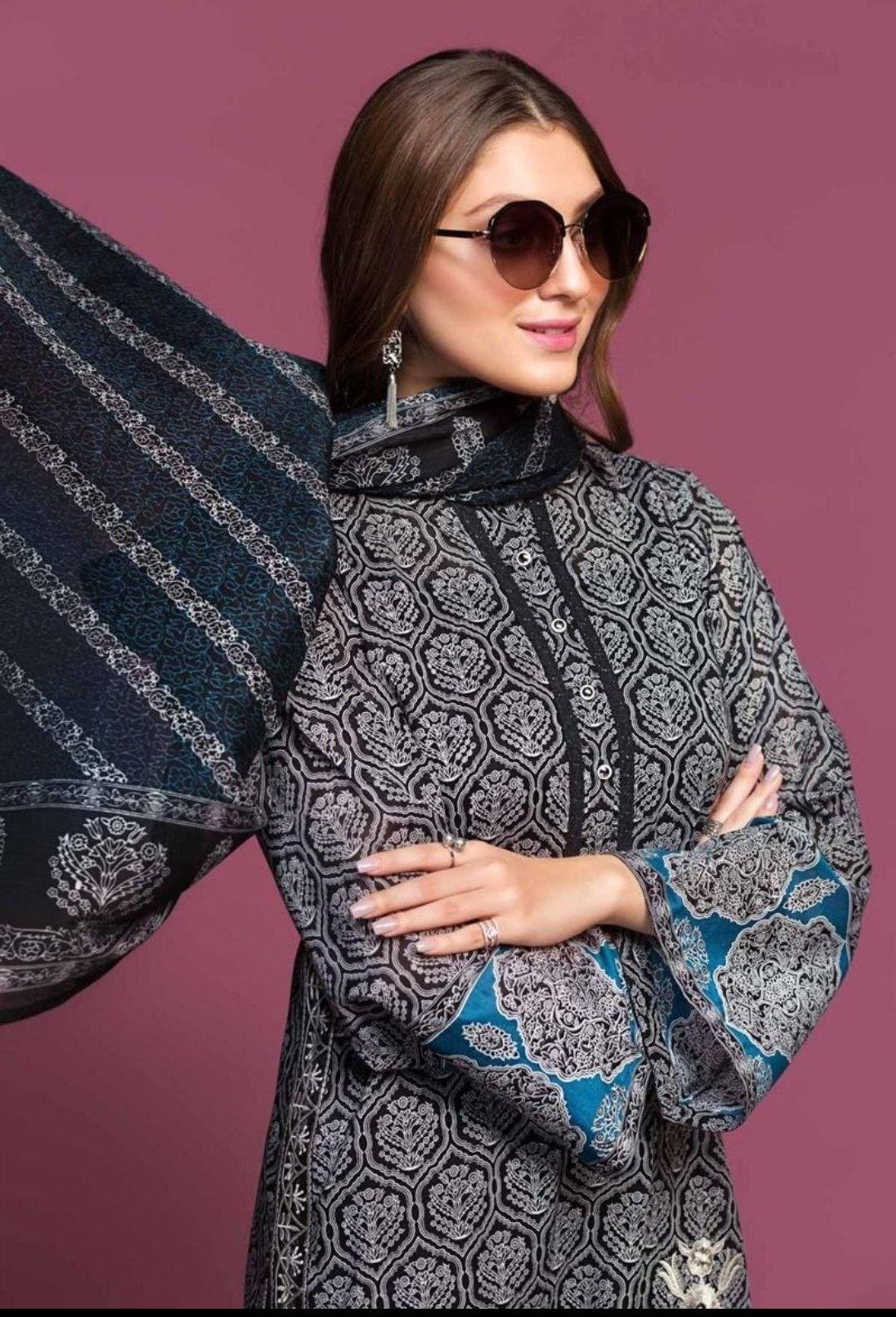 img_nishat_lawn_collection_2020_awwal_boutique