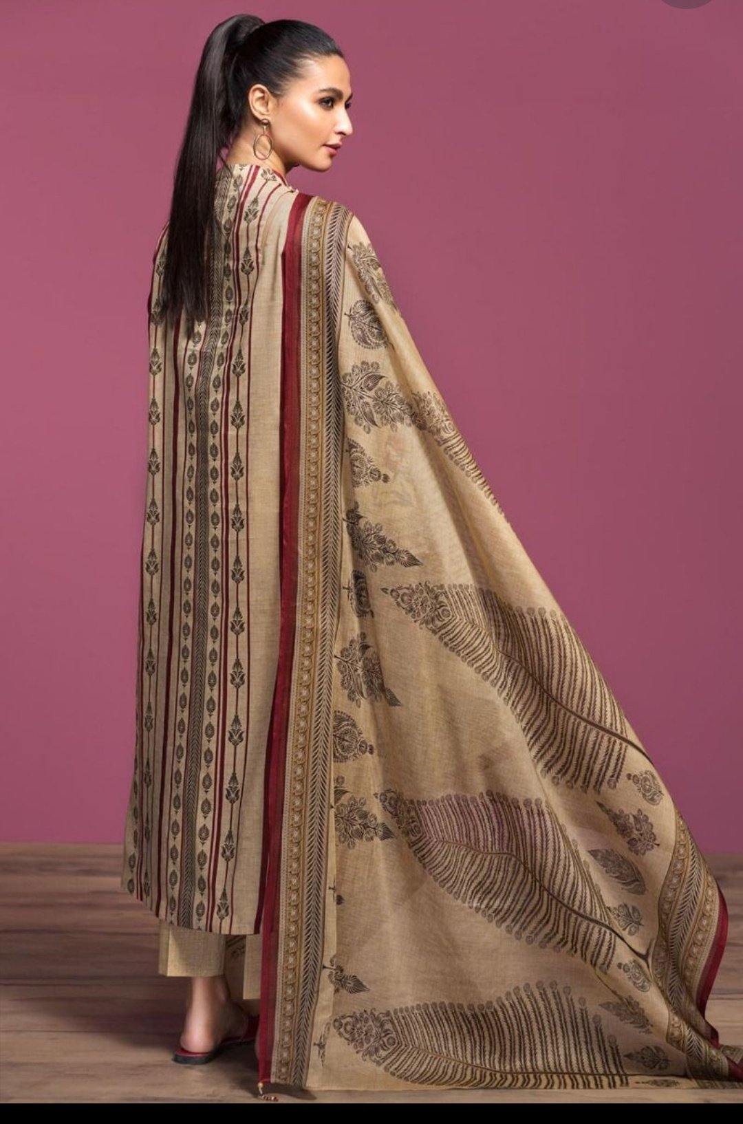 img_nishat_lawn_collection_2020_awwal_boutique