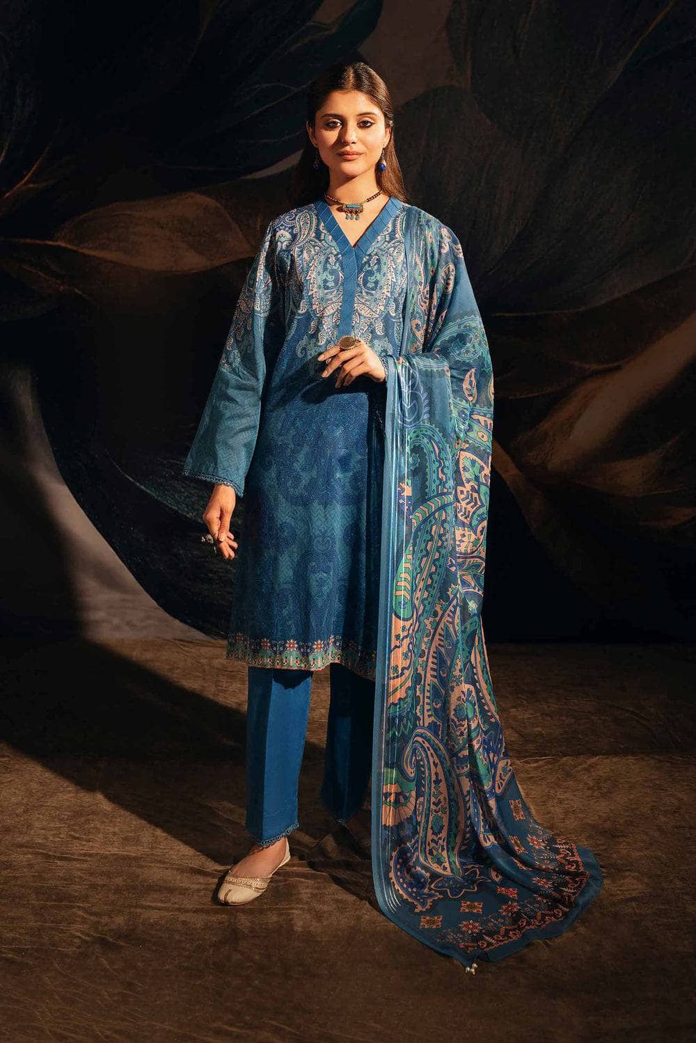 Img_nishat_lawn_ramdan_edit_awwal_boutique