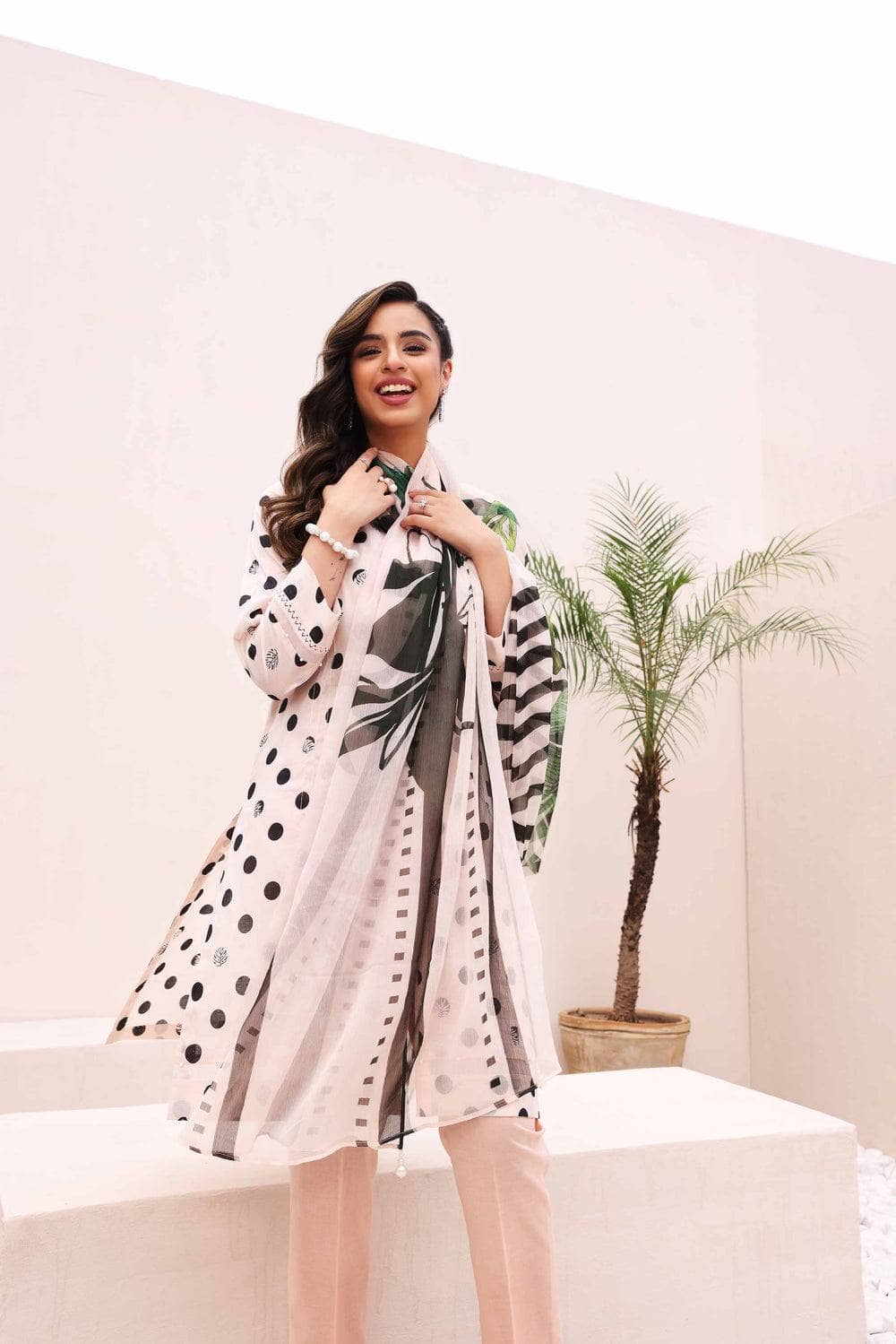 img_nishat_lawn_23_nisha_awwal_boutique