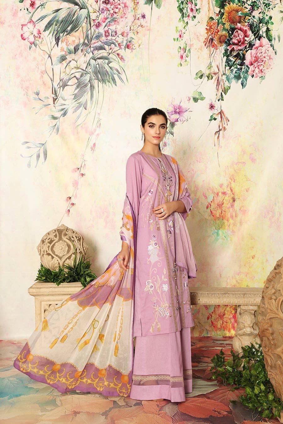 img_nishat_lawn_2021_awwal_boutique