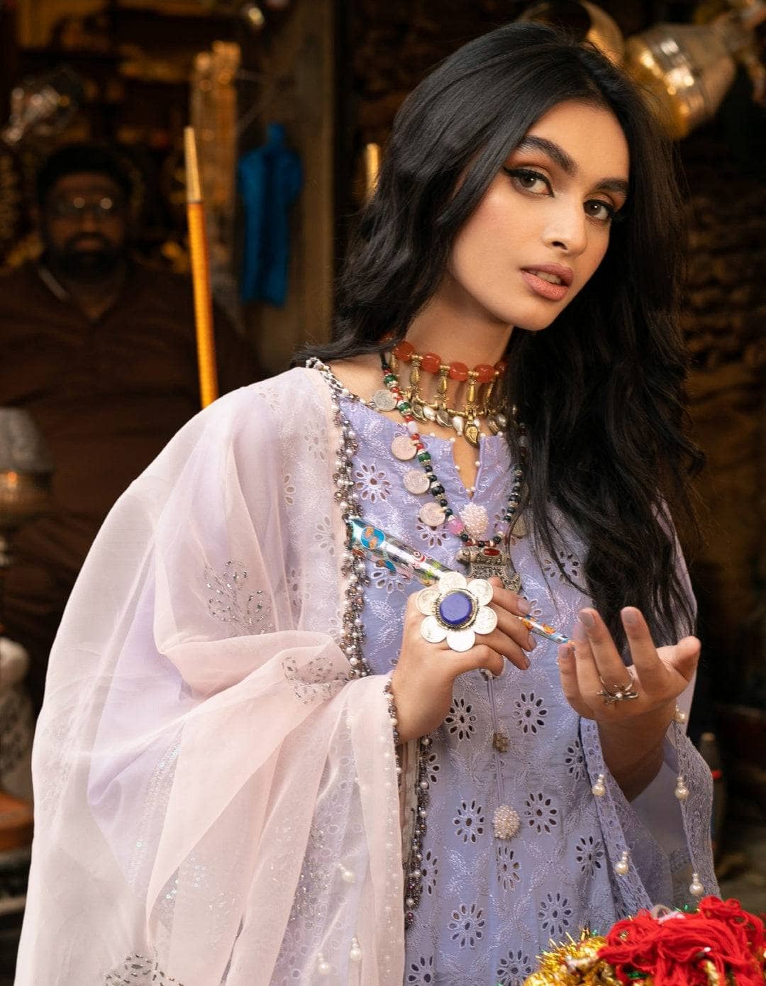 img_nureh_bazar_with_mukesh_dupatta_awwal_boutique