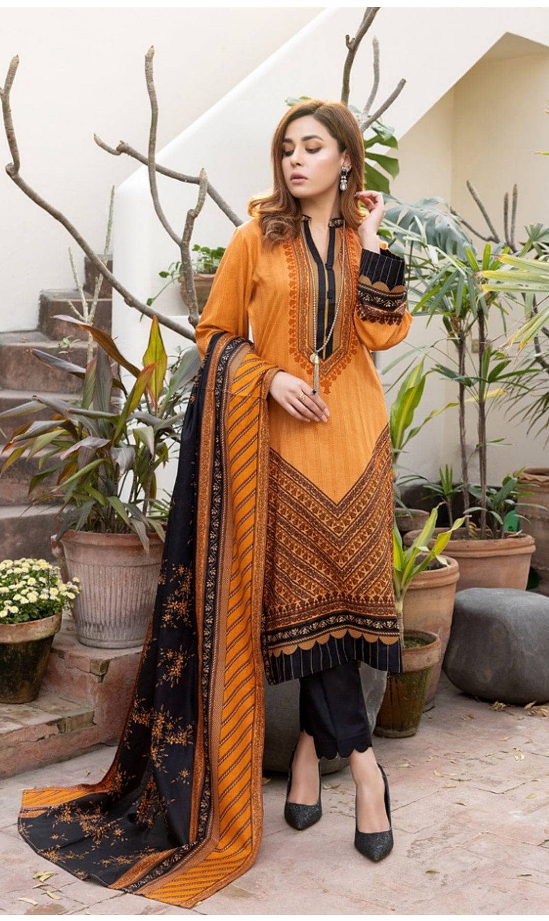 img_iram_misha_daily_wear_lawn_22_awwal_boutique