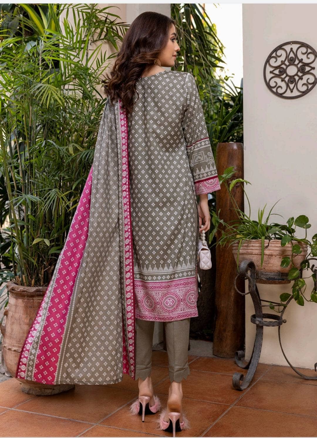 img_iram_misha_daily_wear_lawn_22_awwal_boutique