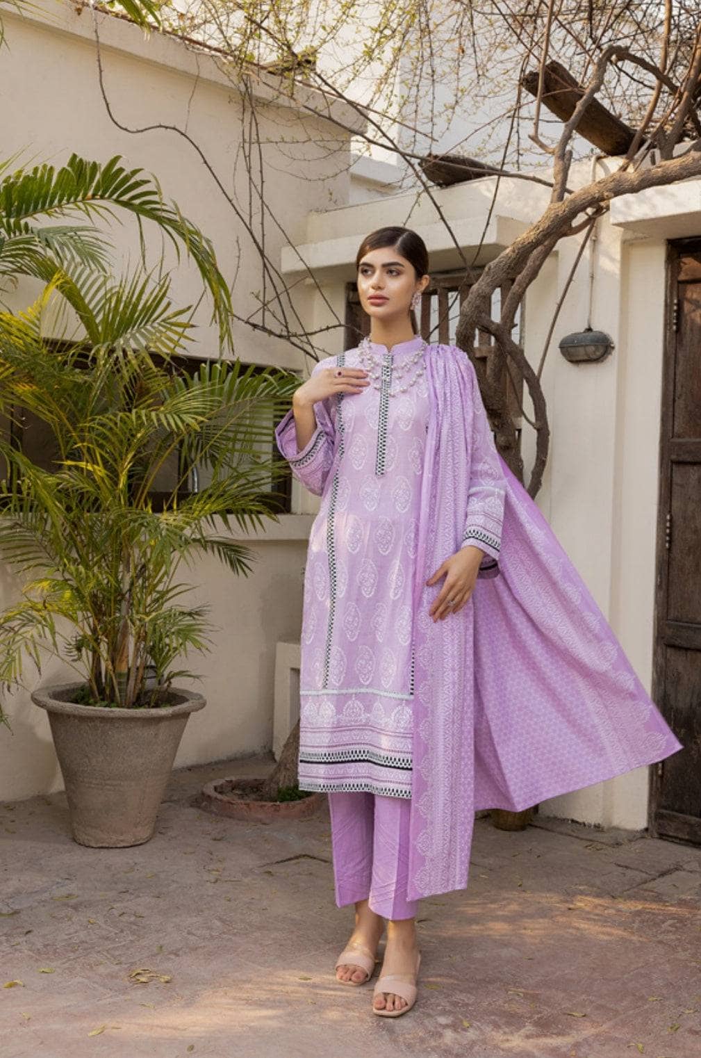 img_iram_misha_daily_wear_lawn_22_awwal_boutique