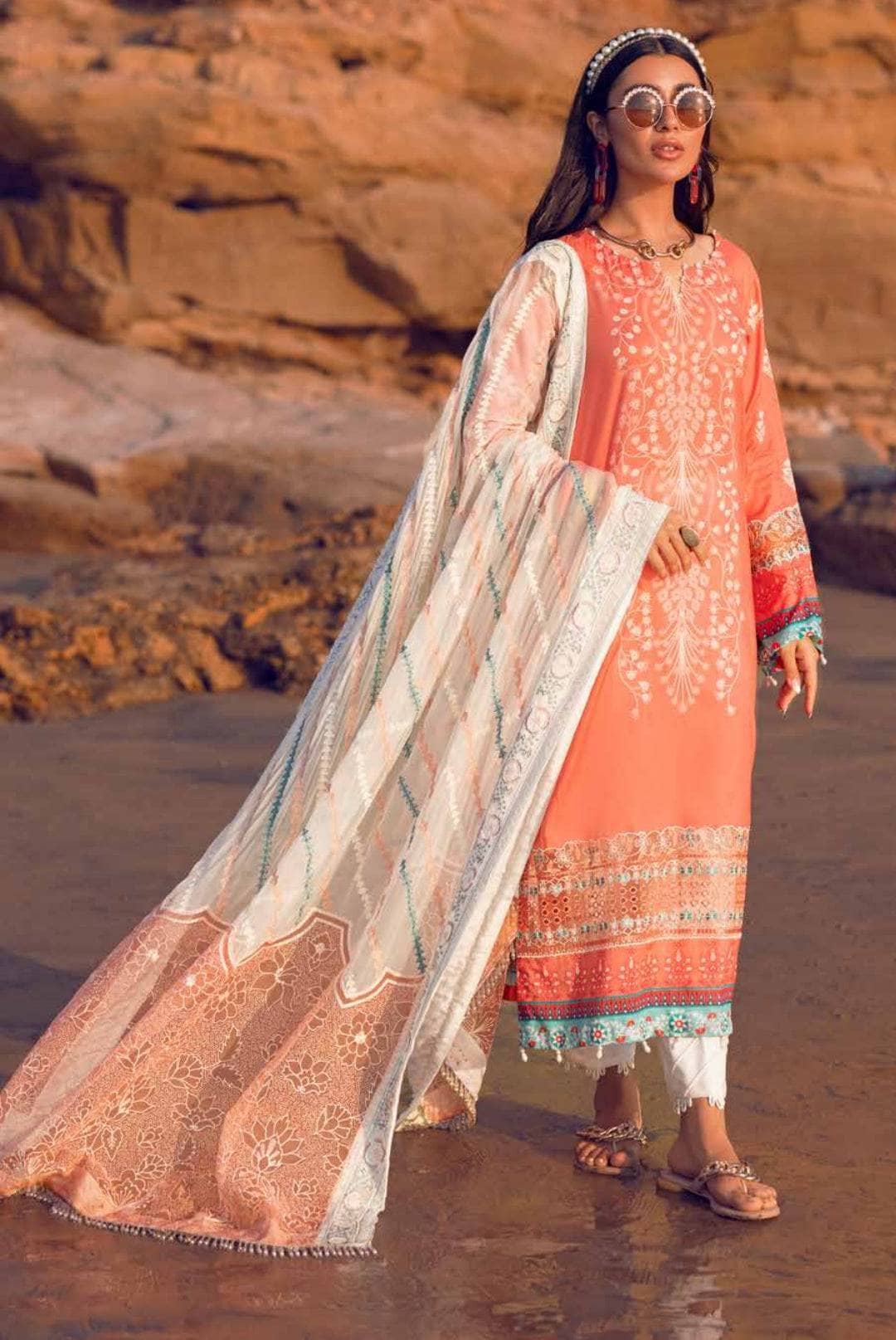 img_nureh_maya_lawn_22_awwal_boutique
