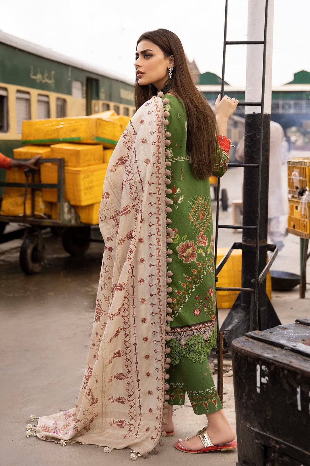 img_nureh_maya_khaddar_vol_2_awwal_boutique