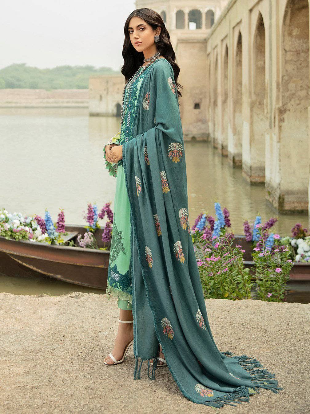 img_parishay_winter_collection_awwal_boutique