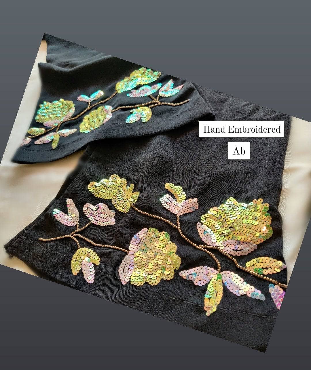 img_hand_embroidered_bellbottoms_awwal_boutique