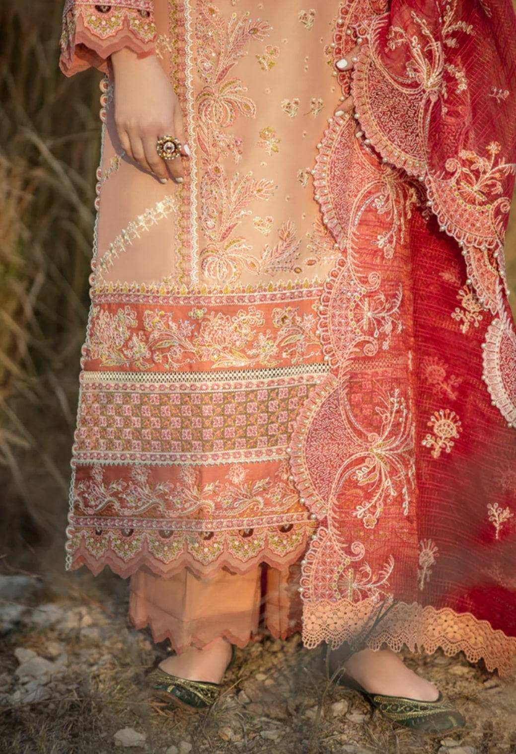 Restocked/Qalamkar Luxury Lawn 22/Sefa/D 08