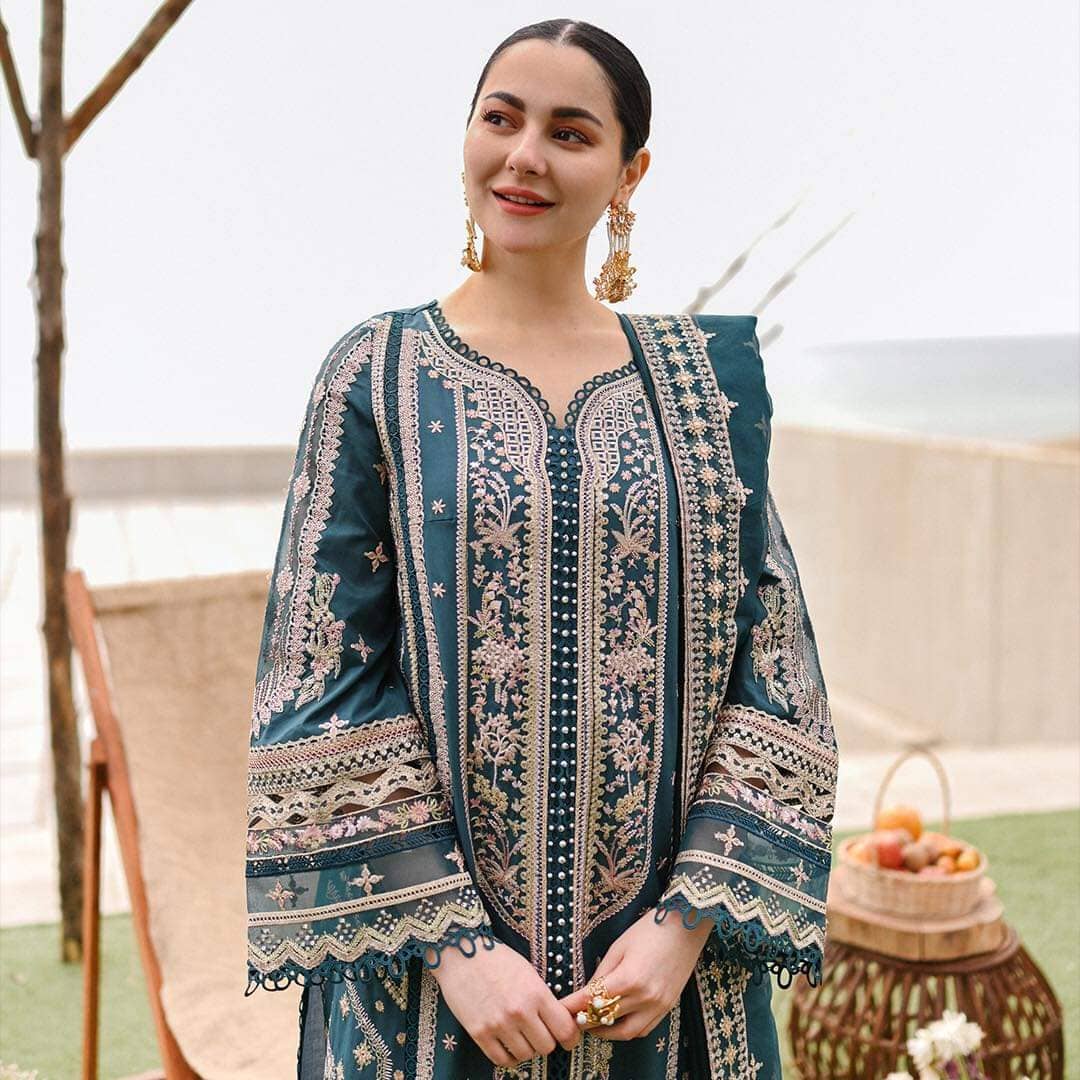 img_qalamkar_sahil_luxury_lawn_23_awwal_boutique