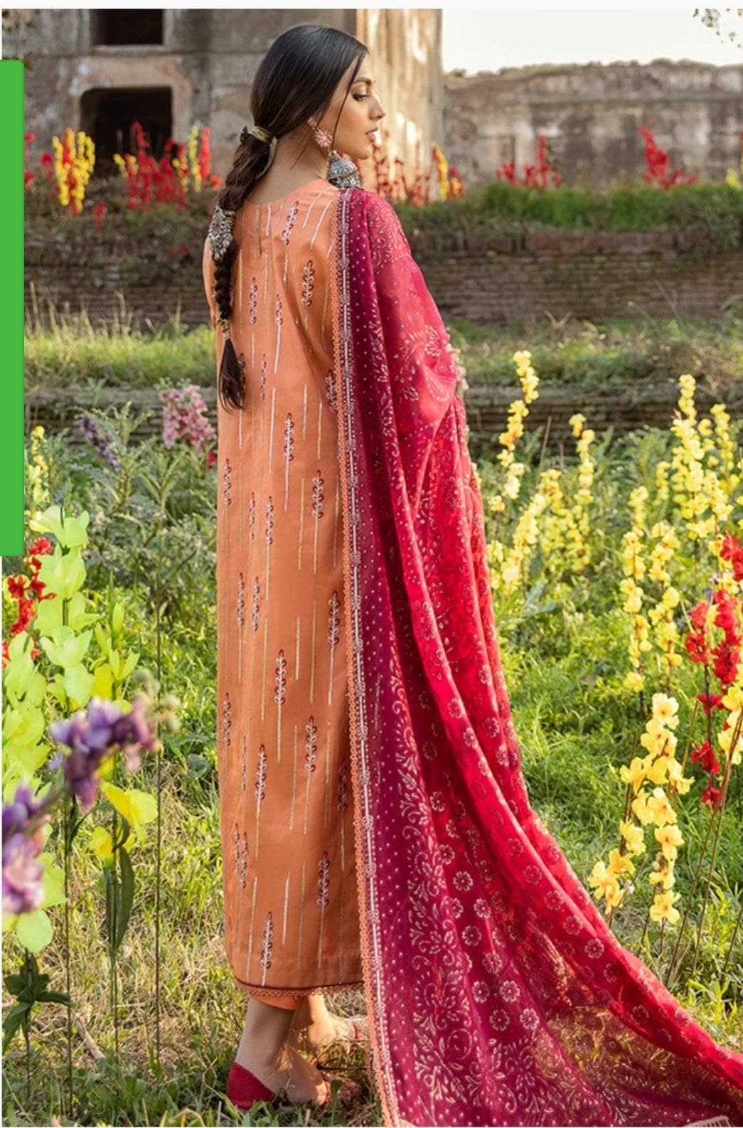 img_qalamkar_luxury_lawn_2021_awwal_boutique