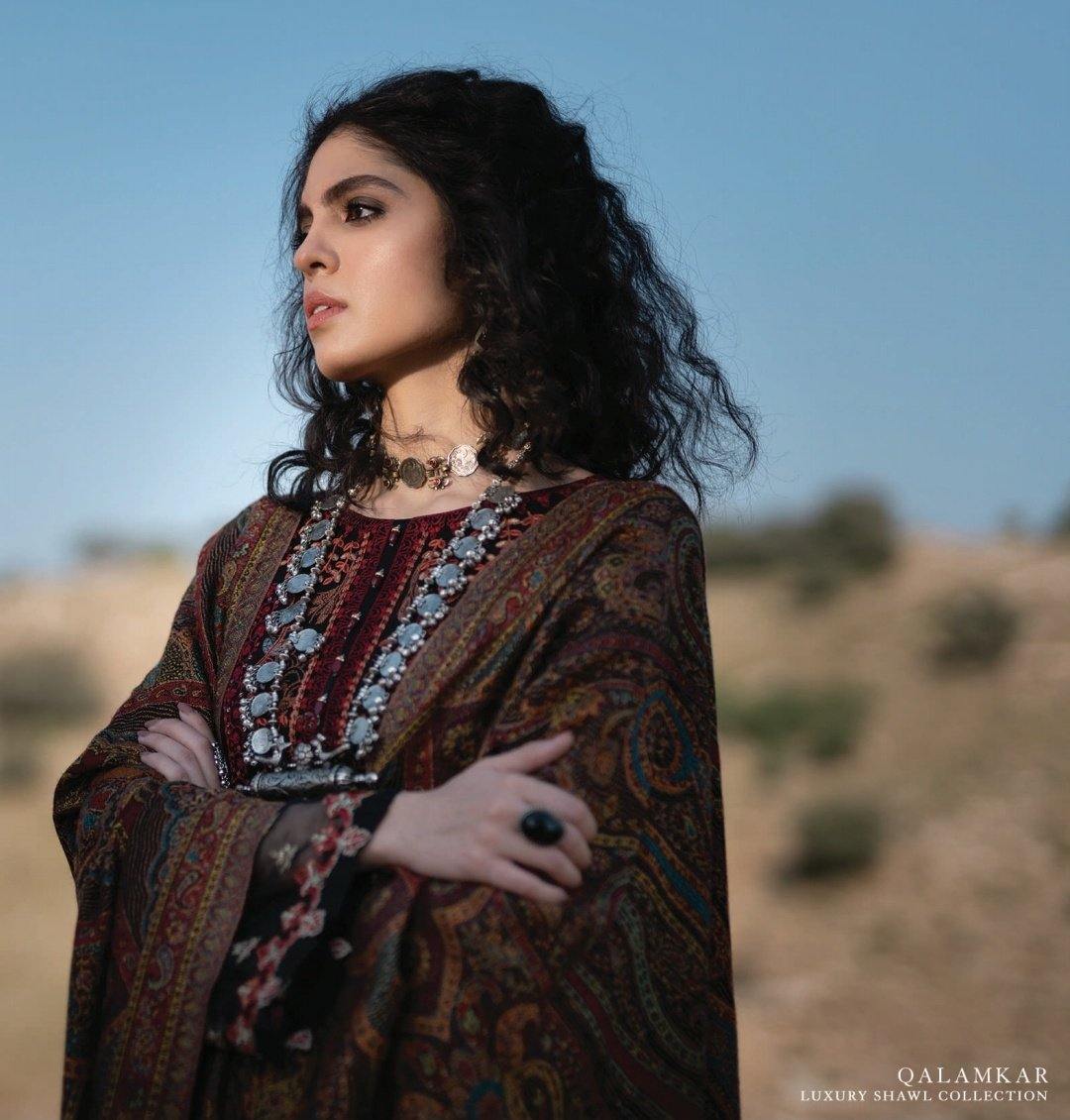img_qalamkar_luxury_shawl_collection_awwal_boutique