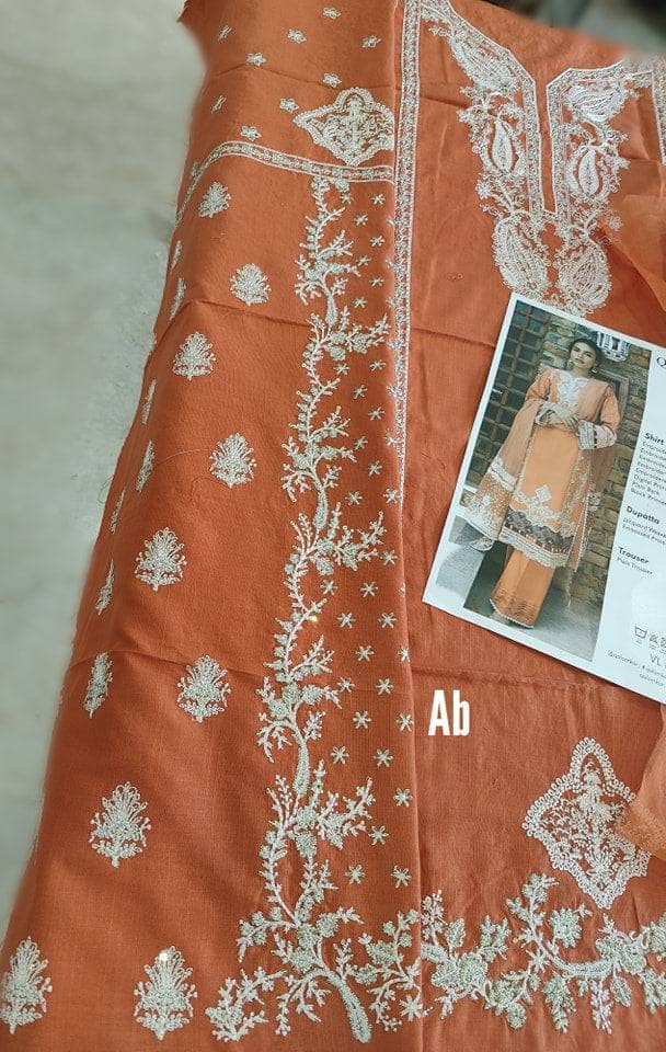 img_open_pic_qalamkaar_q_line_linen_awwal_boutique