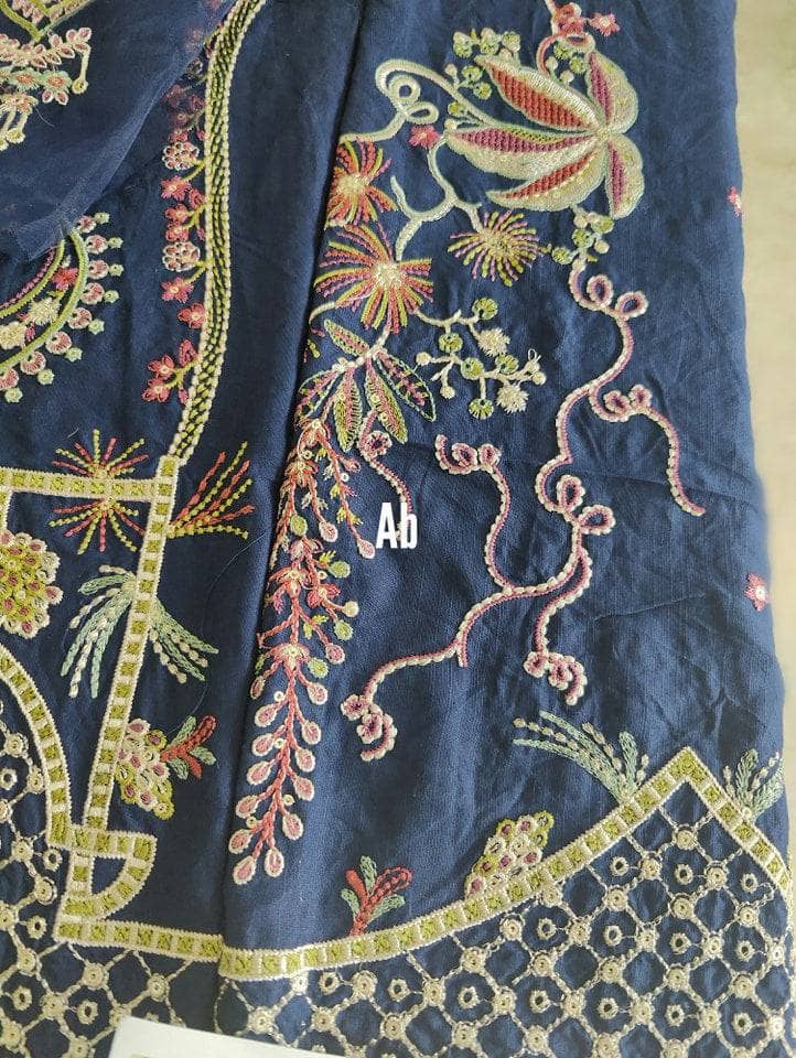 img_open_pic_qalamkar_q_line_linen_awwal_boutique