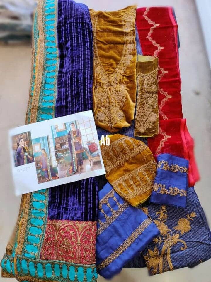 img_open_pics_charizma_signature_velvet_21_awwal_boutique