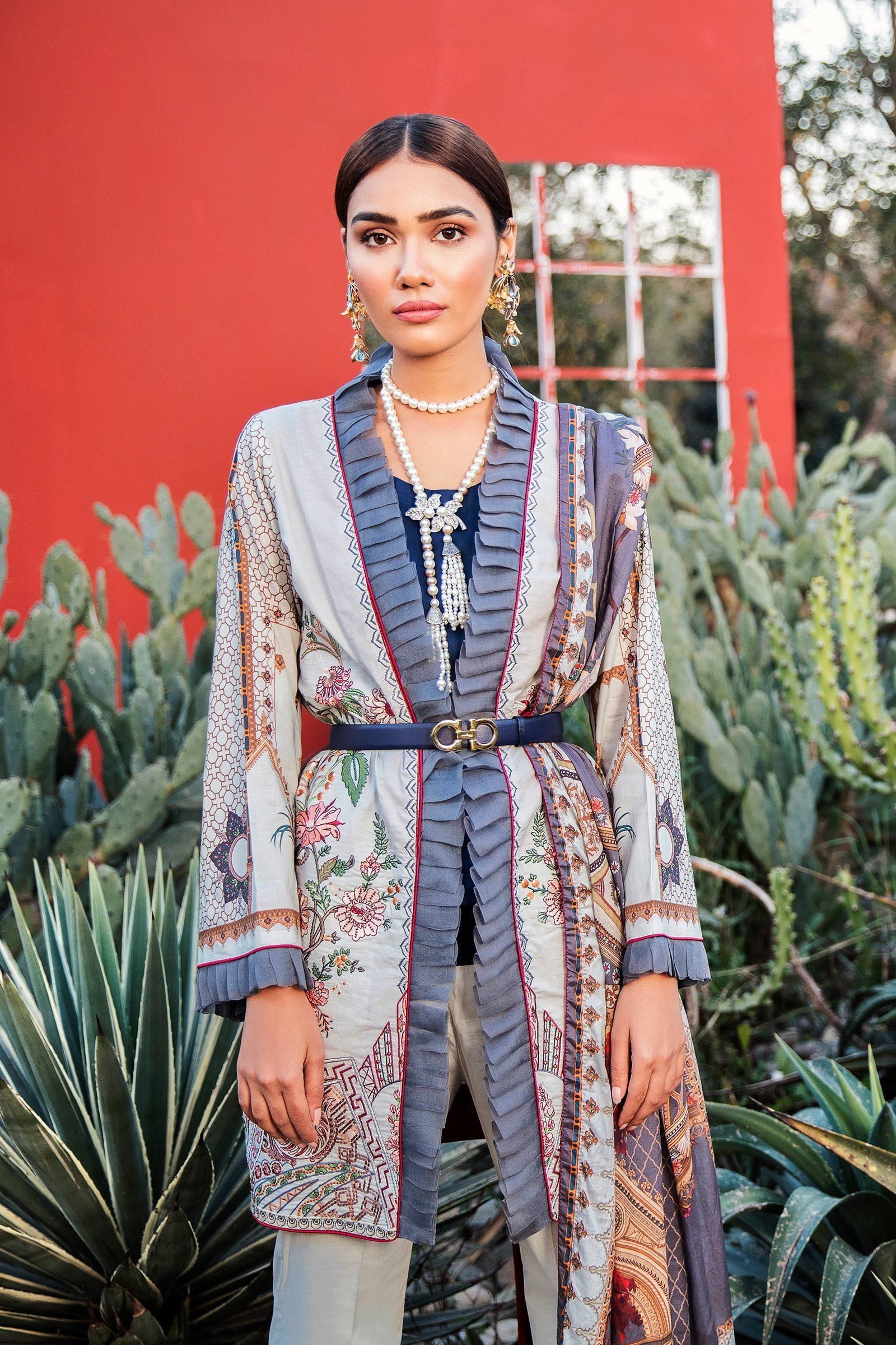 img_qalamkar_qline_lawn_pakistani_suit_awwal_boutique