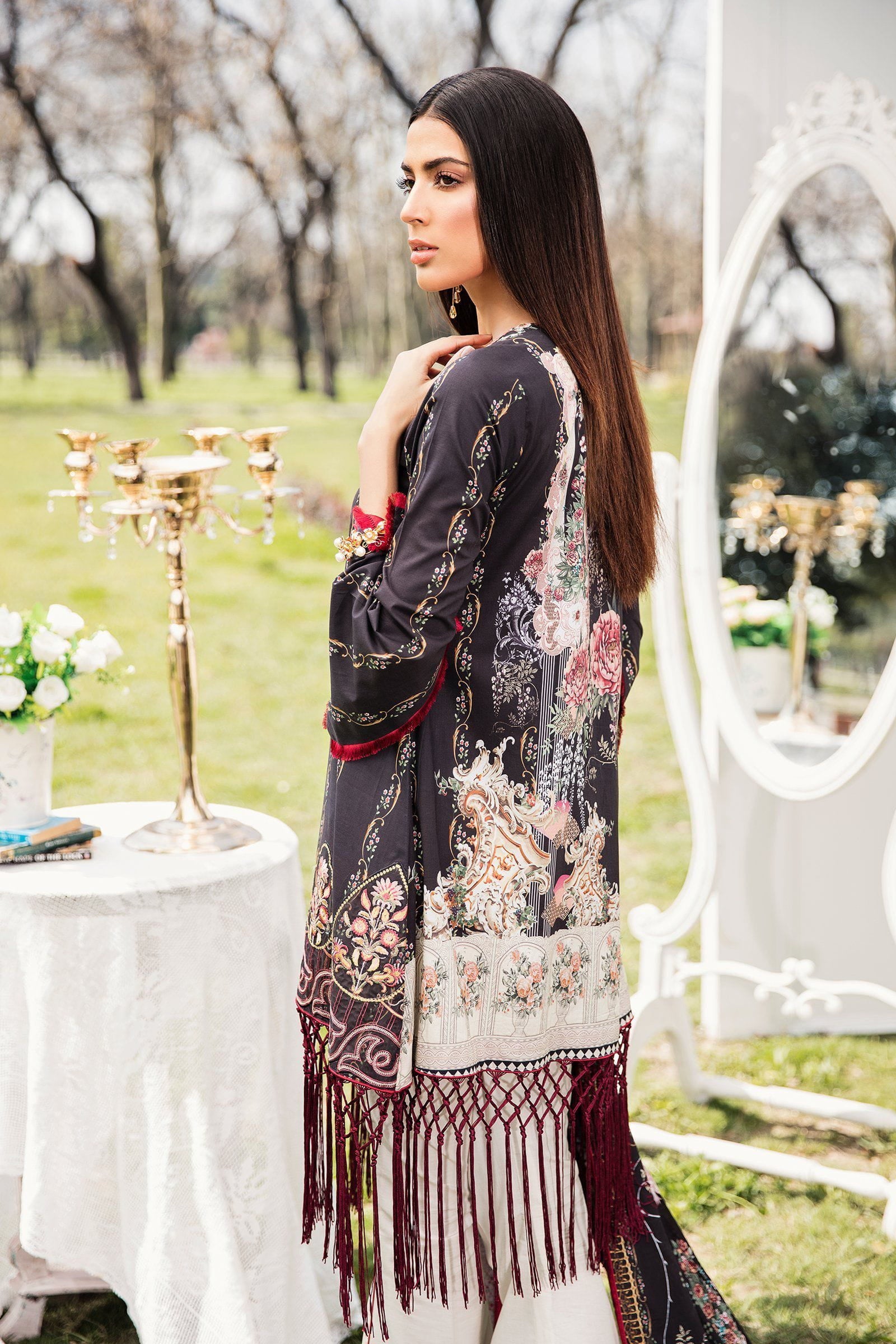 img_qalamkar_qline_lawn_pakistani_suit_awwal_boutique