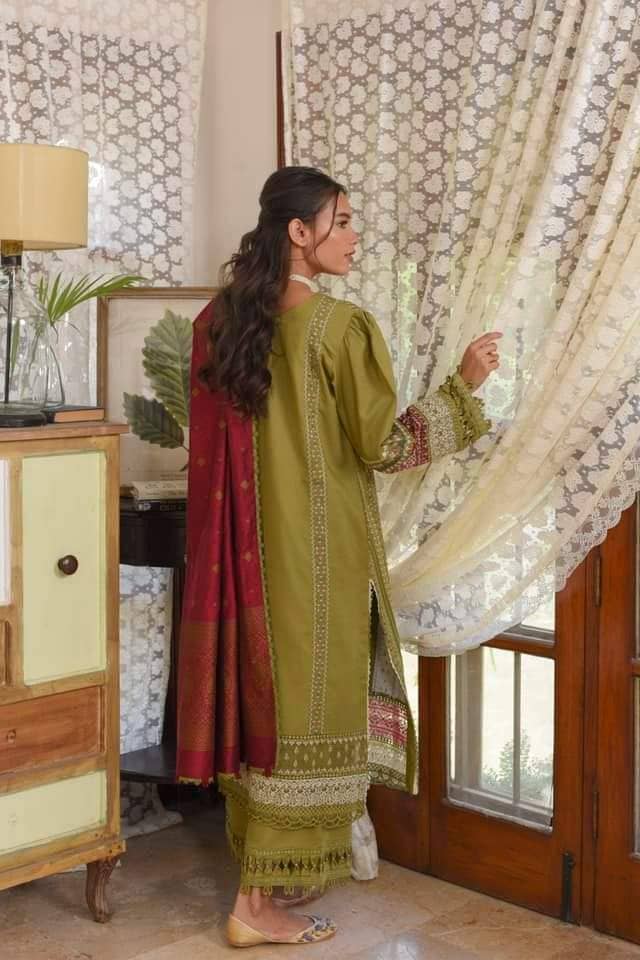 img_qalamkar_q_line_fall_winter_awwal_boutique