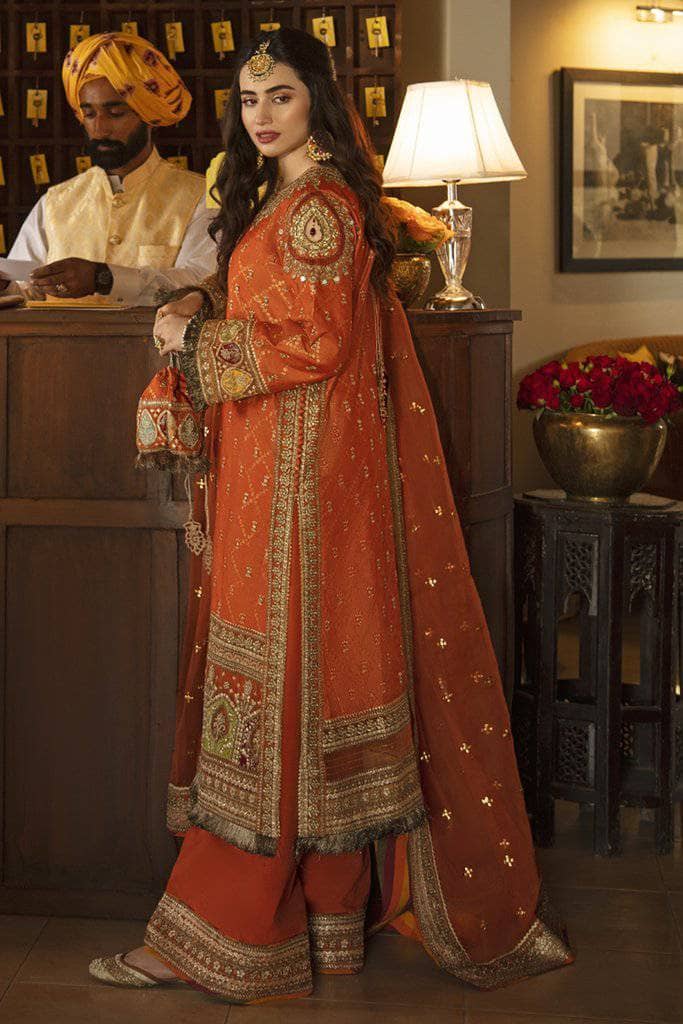 img_qalamkar_luxury_formals_awwal_boutique_shadmani