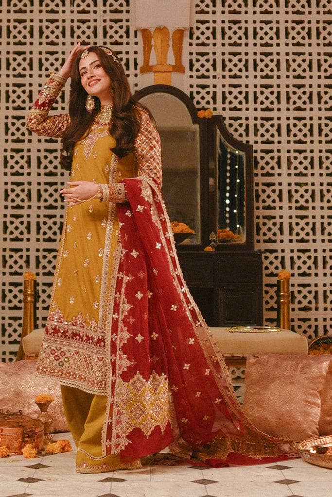 img_qalamkar_luxury_formals_awwal_boutique